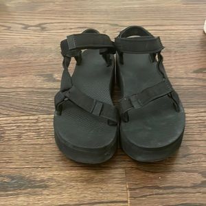 Black Platform Tevas